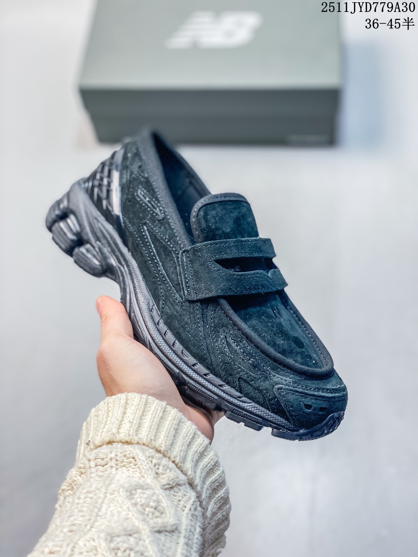 💰170
公司级✅New Balance M1906系列 新百伦 复古单品宝藏老爹鞋款
复古元素叠加 质感超级棒 原楦版型材料细节做工精细 作为NB最经典的档案鞋型之一
官方货号:U1906ROB
尺码:37 37.5 38 38.5 39.5 40 40.5 41.5 42 42.5 43 44 45
编码:11-3082930
11JYD779A30