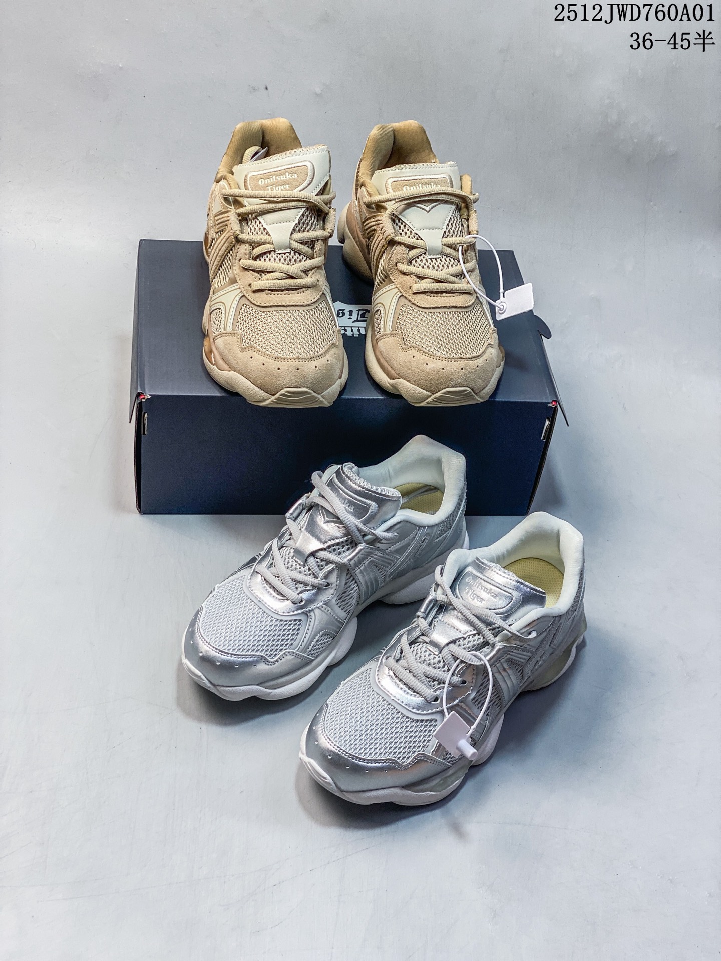 🈴️💰180
公司级:Onitsuka Tiger鬼塚虎 ULTI RS TIGRUN 时尚百搭 耐磨 低帮运动休闲鞋
全新ICON LOGO 采用特色网布和皮革的异材质拼接 轻量且富有弹性的材质 赋予双脚弹跳般的穿着感 前掌与后跟两处可视化GEL胶 提升缓震性能 外置TRUSSTIC中桥 增强稳定性 流线型鞋底融入了品牌象征的老虎图案 带来强烈的视觉冲击 兼顾弯曲性与缓震
从1980至2000年代的跑鞋中汲取灵感 将弹性脚感与时尚设计巧妙融合 成为都市风格穿搭的理想之选
货号:1183C478-020
尺码:36-45半
12JWD760A01