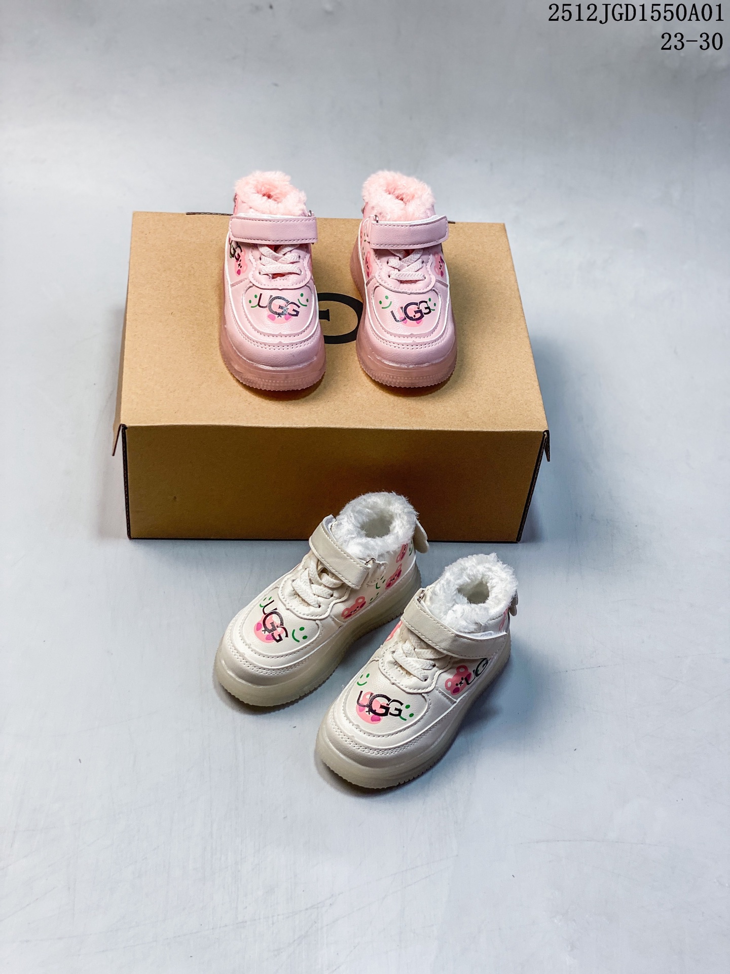 🈴️💰140 Ugg荧光鞋 12JGD1550A01