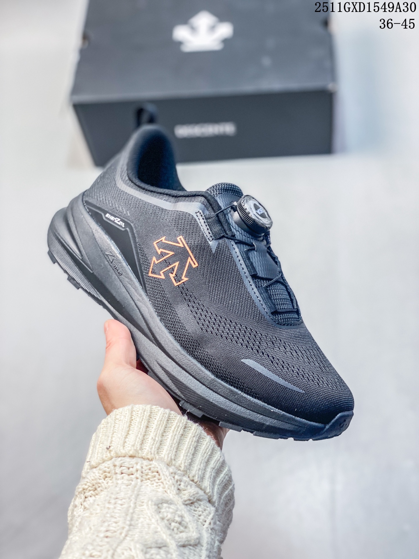 💰260
公司级✅迪桑特DESCENTE LAVITATE TRAIL D/F WIRE 3.0 舒适百搭防滑耐磨 低帮 休闲跑步鞋
采用大网眼材质鞋面 轻薄通透不闷热 前掌易弯折设计 提供灵活的穿着感受 后跟Z-FOAM填充 缓震回弹 BOA FIT SYSTEM系带系统 便捷穿脱
货号:D5431RRN24
尺码:36 36.5 37.5 38 38.5 39 40 40.5 41 42 42.5 43 44 45
11GXD1549A30