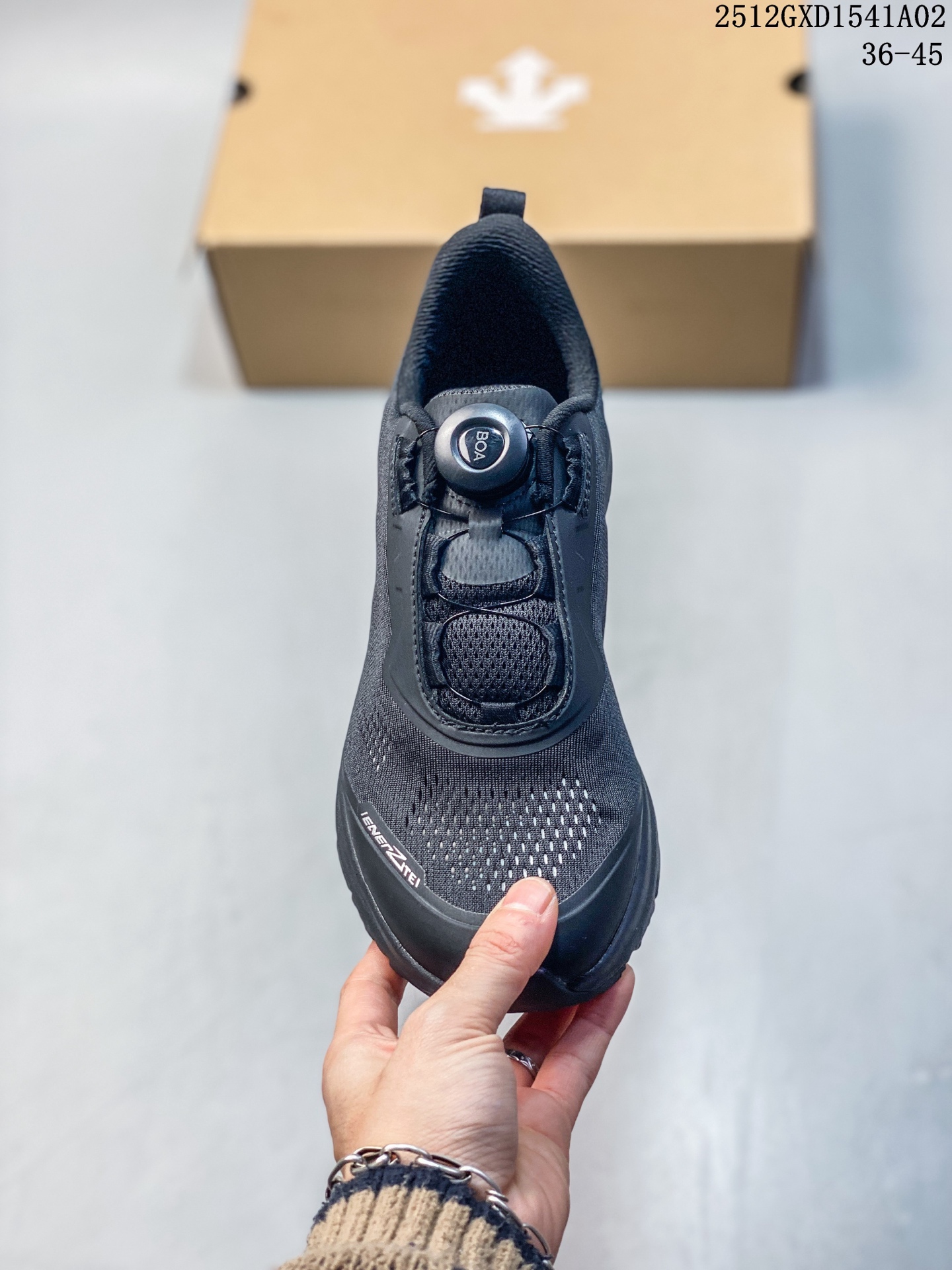 💰260
公司级✅迪桑特DESCENTE PRIMER GTX 都市通勤 GORE-TEX 时尚舒适 防滑耐磨 时尚休闲运动覆盖防水男子越野跑鞋
官方同步上架 适合技术路线单日徒步穿着受到长途野外跑步鞋的启发 适合在变化的地形上进行快速轻快的徒步旅行
穿着舒适而有支撑性 使您充满信心 该设计与脚部融为一体 可最大限度地减少摩擦
货号:D3432LCR23
尺码:36 36.5 37.5 38 38.5 39 40 40.5 41 42 42.5 43 44 45
12GXD1541A02