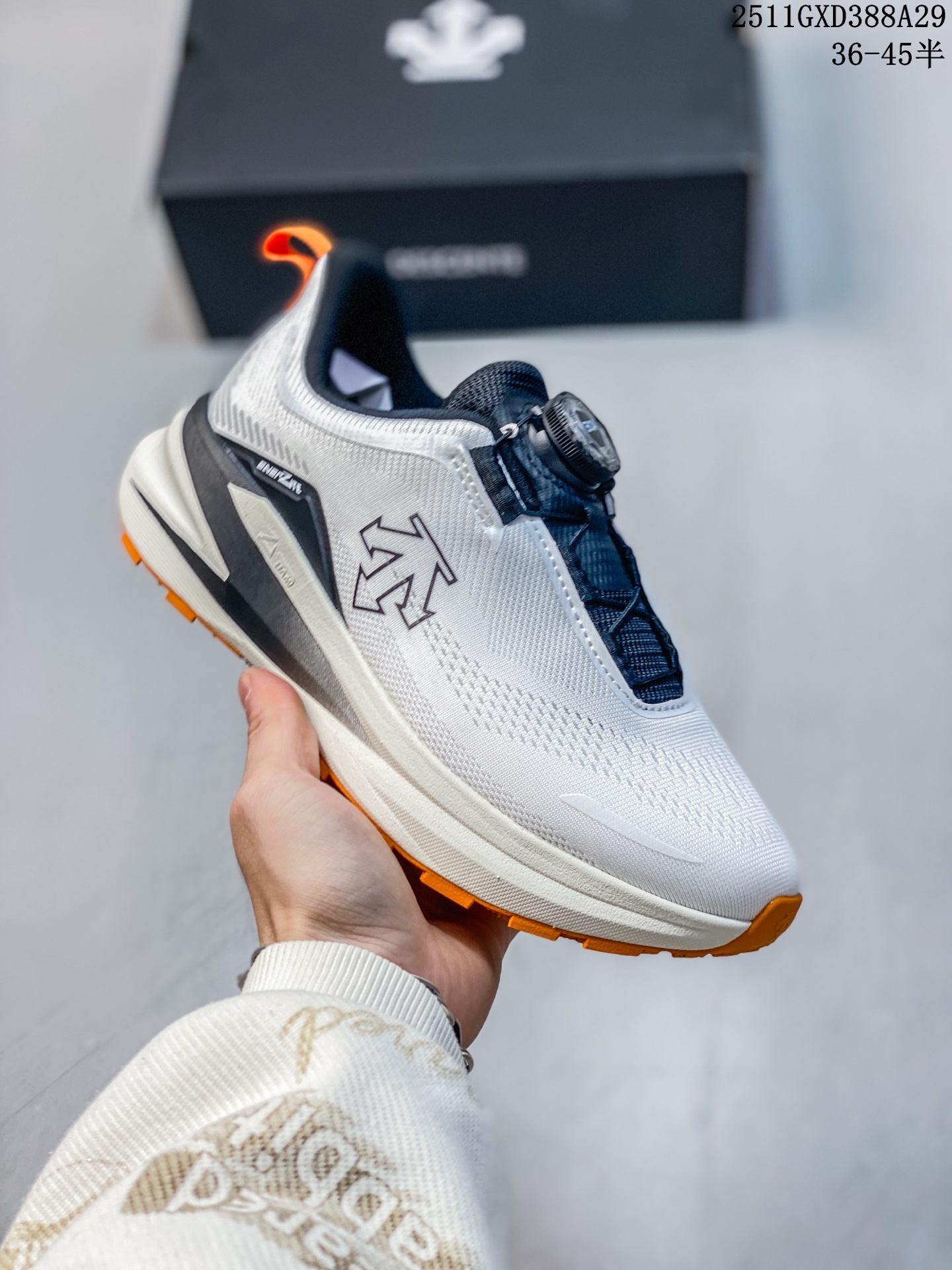 💰260
DESCENTE迪桑特 STREAN WIRE 广东纯原版本
时尚休闲运动 男子越野跑鞋
官方同步上架 适合技术路线单日徒步穿着 aeriosflgtx鞋受到长途野外跑步鞋的启发 适合在变化的地形上进行快速轻快的徒步旅行穿着,舒适而有支撑性,使您充满信心。该设计与脚部融为一体,可最大限度地减少摩擦,gore-tex保护膜可防水,采用gore隐形适体(invisiblefit)技术,更轻薄舒适。敏捷、稳定和技术路线上的自信源于vibram® megagrip外底、压缩eva内底以及一体的tpu。重量约:275g技术特点防水透气轻量耐磨鞋子鞋外底结构vibram®megagripM橡胶化合材料耐用柔软鞋子结构tpu鞋头可防磨损压缩eva泡沫内底以及一体的tpu铁芯提高了灵活性和稳定性,使您充满信心鞋子衬垫结构4mm厚or模制插片材料gore-tex薄膜tpu高耐磨保护膜cordura®网眼布
11GXD388A29