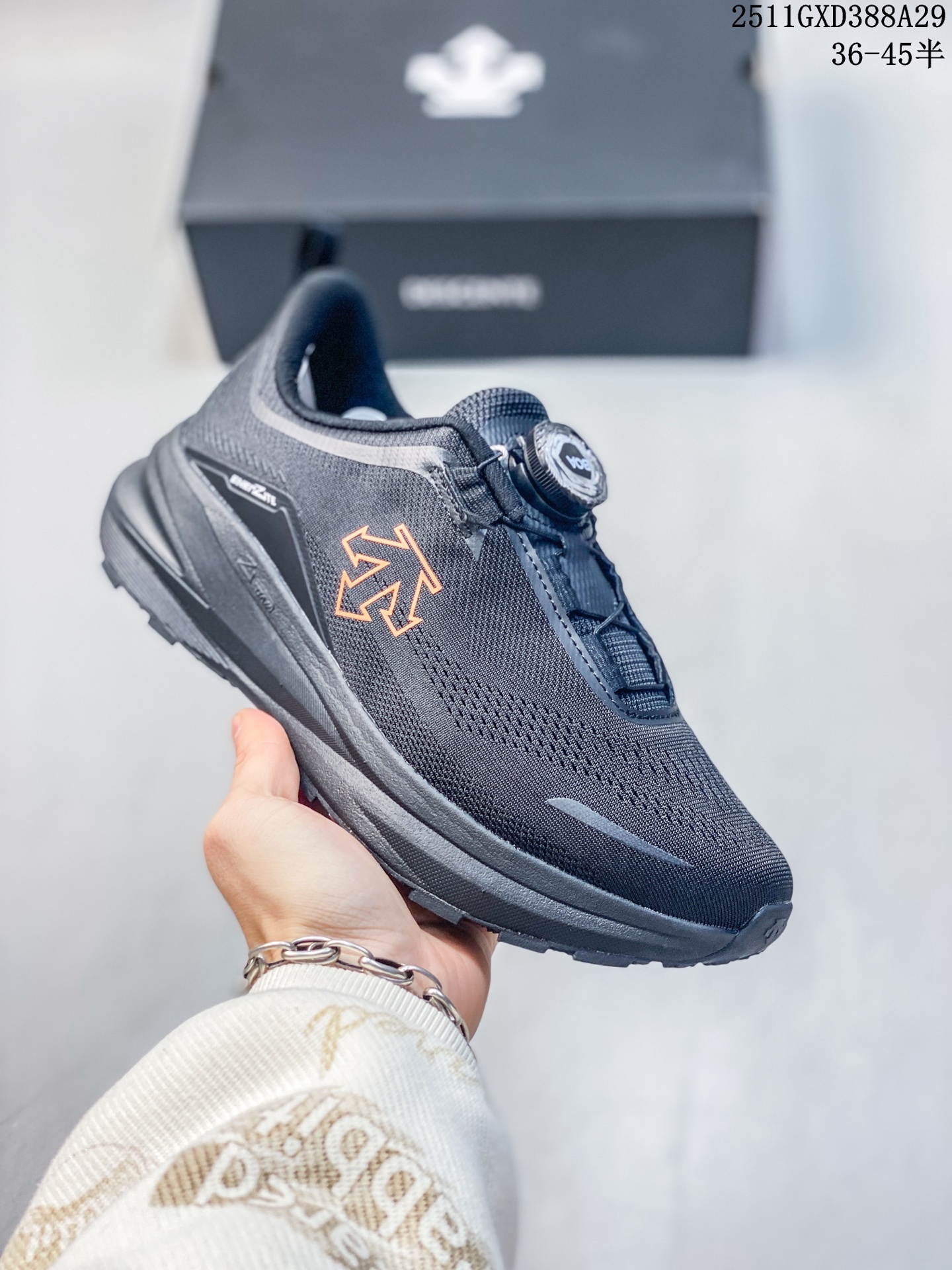 💰260
DESCENTE迪桑特 STREAN WIRE 广东纯原版本
时尚休闲运动 男子越野跑鞋
官方同步上架 适合技术路线单日徒步穿着 aeriosflgtx鞋受到长途野外跑步鞋的启发 适合在变化的地形上进行快速轻快的徒步旅行穿着,舒适而有支撑性,使您充满信心。该设计与脚部融为一体,可最大限度地减少摩擦,gore-tex保护膜可防水,采用gore隐形适体(invisiblefit)技术,更轻薄舒适。敏捷、稳定和技术路线上的自信源于vibram® megagrip外底、压缩eva内底以及一体的tpu。重量约:275g技术特点防水透气轻量耐磨鞋子鞋外底结构vibram®megagripM橡胶化合材料耐用柔软鞋子结构tpu鞋头可防磨损压缩eva泡沫内底以及一体的tpu铁芯提高了灵活性和稳定性,使您充满信心鞋子衬垫结构4mm厚or模制插片材料gore-tex薄膜tpu高耐磨保护膜cordura®网眼布
11GXD388A29