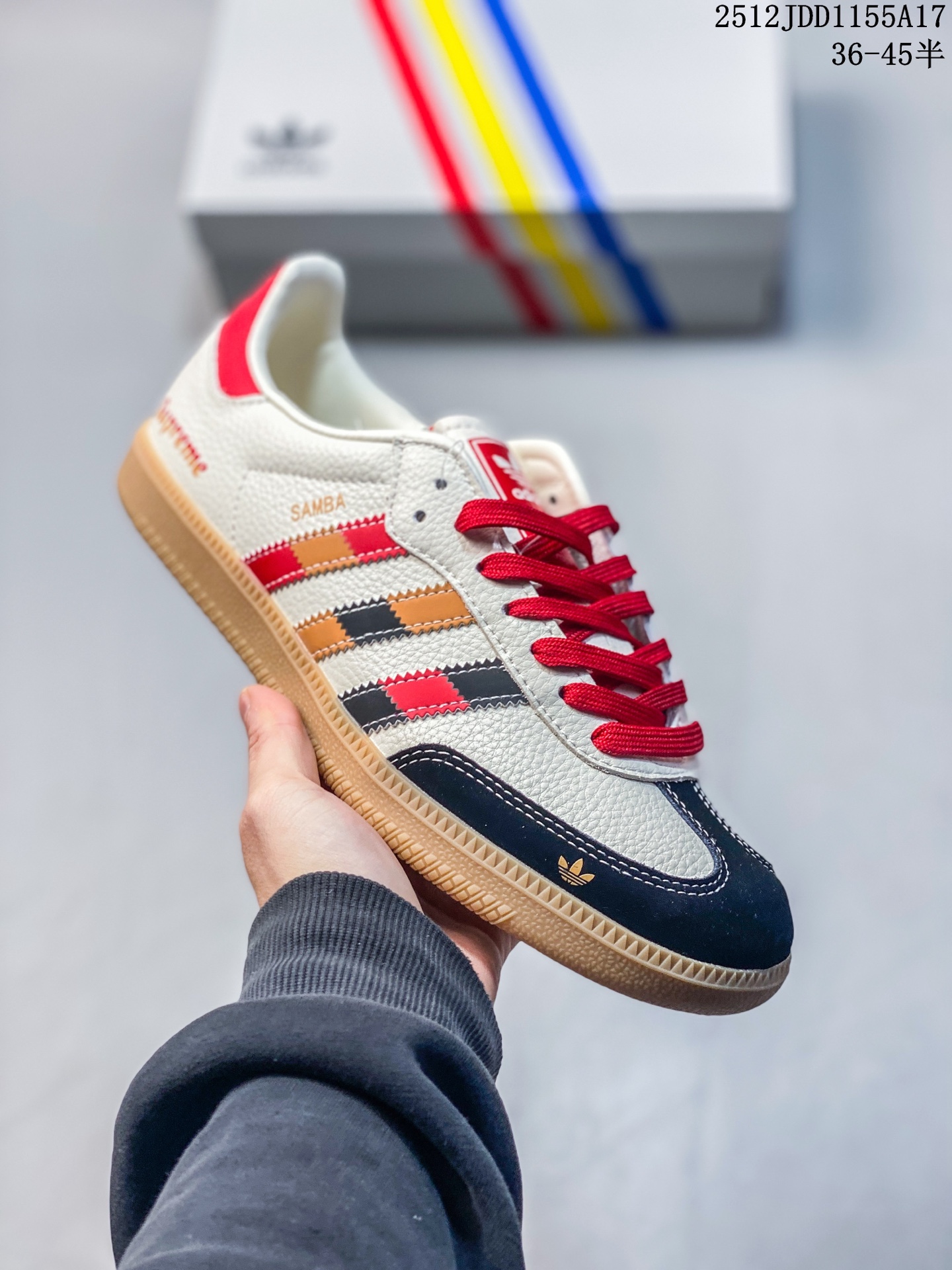 💰130
独家实拍✨Adidas SAMBA OG 德训鞋 高端定制桑巴系列 大厂纯原品质出货 超高清洁度 细节完美 舒适百搭 低帮休闲板鞋 男女同款
货号：DX0008
尺码：36 36.5 37 38 38.5 39 40 40.5 41 42 42.5 43 44 44.5 45
12JJD1155A16