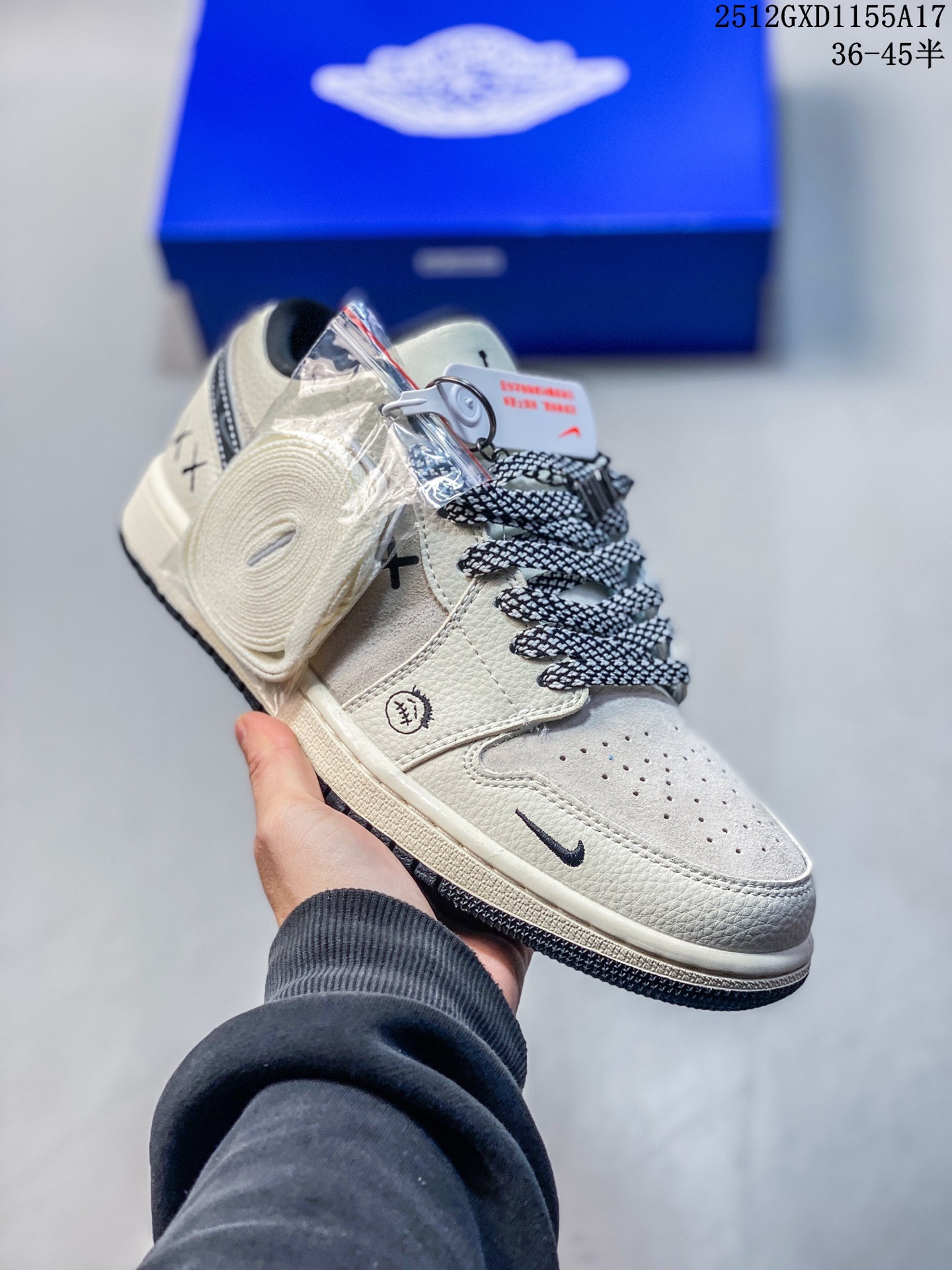 海外爆款限量发售! Travis Scott x Jordan 1 Low “芬迪联名——字母米黑黄” 高端定制 乔丹倒勾低帮休闲板鞋 大厂纯原品质出货 纯正版型 定制鞋盒 皮料切割干净无任何毛边 细节完美 超高清洁度 货号:DD7866-110 GXD1155A17