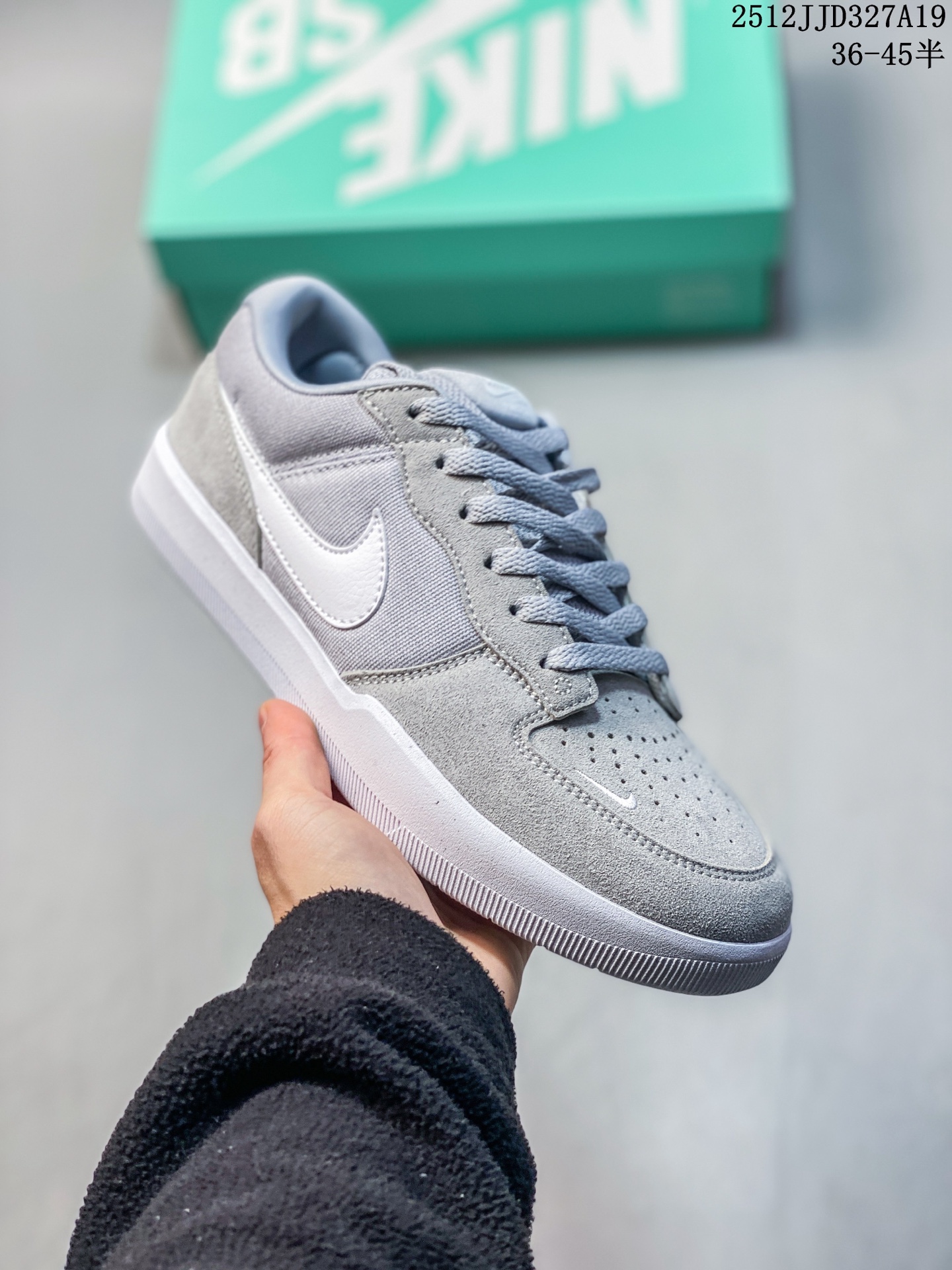 💰130
 耐克牛皮➕发布透气鞋面 36-45休闲下午Nike SB Force 58是一款将前沿创新带入街头的单品，它具有硫化杯底，具有出色的耐用性和灵活性。使用帆布和绒面革，在饰面上放置通风口，它自始至终都融入了传统篮球风格，此次配色迎入，小闪电和芝加哥的风格 58款 小空军板鞋 
货号CZ2959 100 001 DV5477-102 202 006 201 fq7637-
Size：36 36.5 37.5 38 38.5 39 40 40.5 41 42 42.5 43 44 45
12JJD327A19