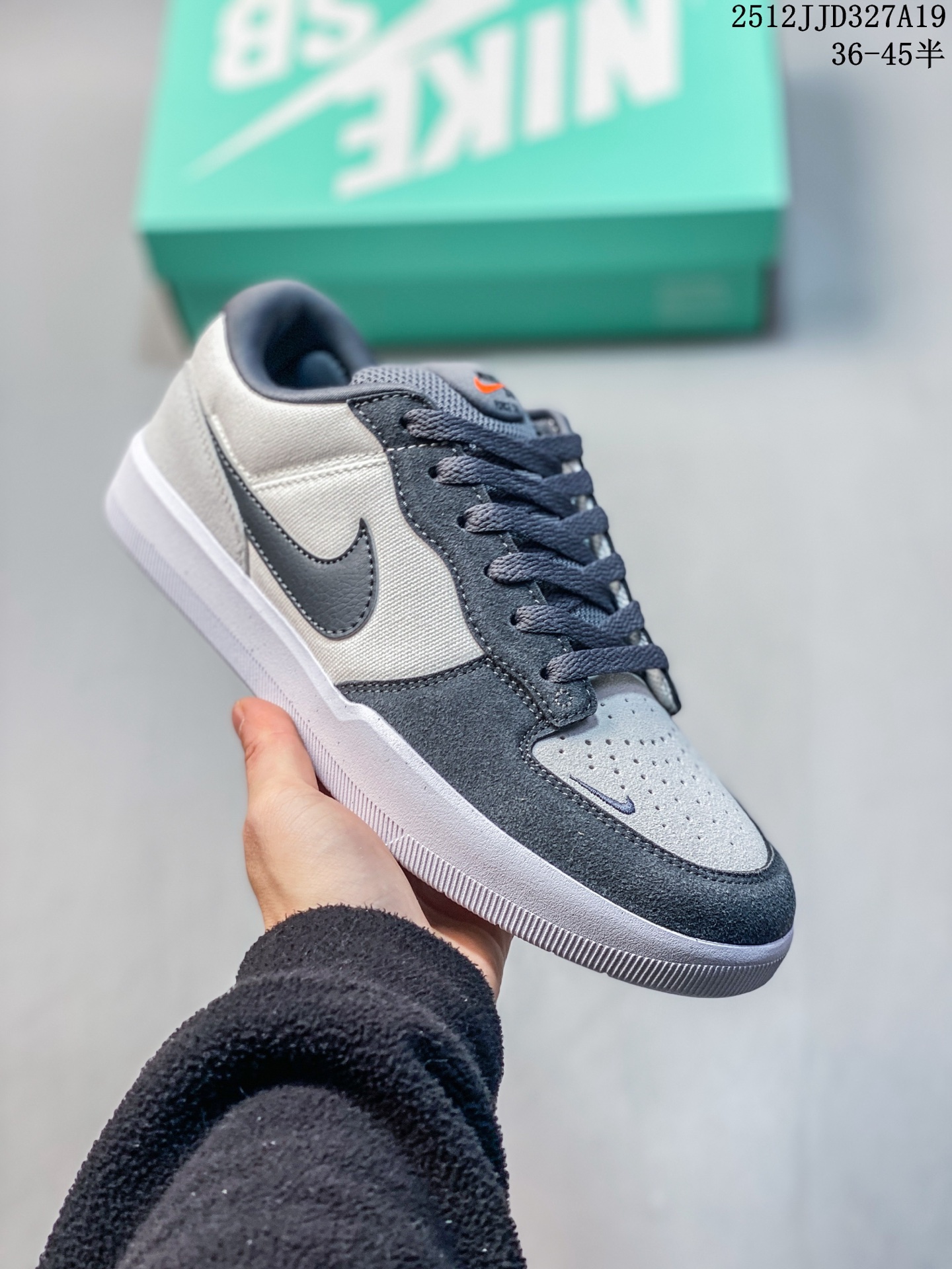 💰130
 耐克牛皮➕发布透气鞋面 36-45休闲下午Nike SB Force 58是一款将前沿创新带入街头的单品，它具有硫化杯底，具有出色的耐用性和灵活性。使用帆布和绒面革，在饰面上放置通风口，它自始至终都融入了传统篮球风格，此次配色迎入，小闪电和芝加哥的风格 58款 小空军板鞋 
货号CZ2959 100 001 DV5477-102 202 006 201 fq7637-
Size：36 36.5 37.5 38 38.5 39 40 40.5 41 42 42.5 43 44 45
12JJD327A19