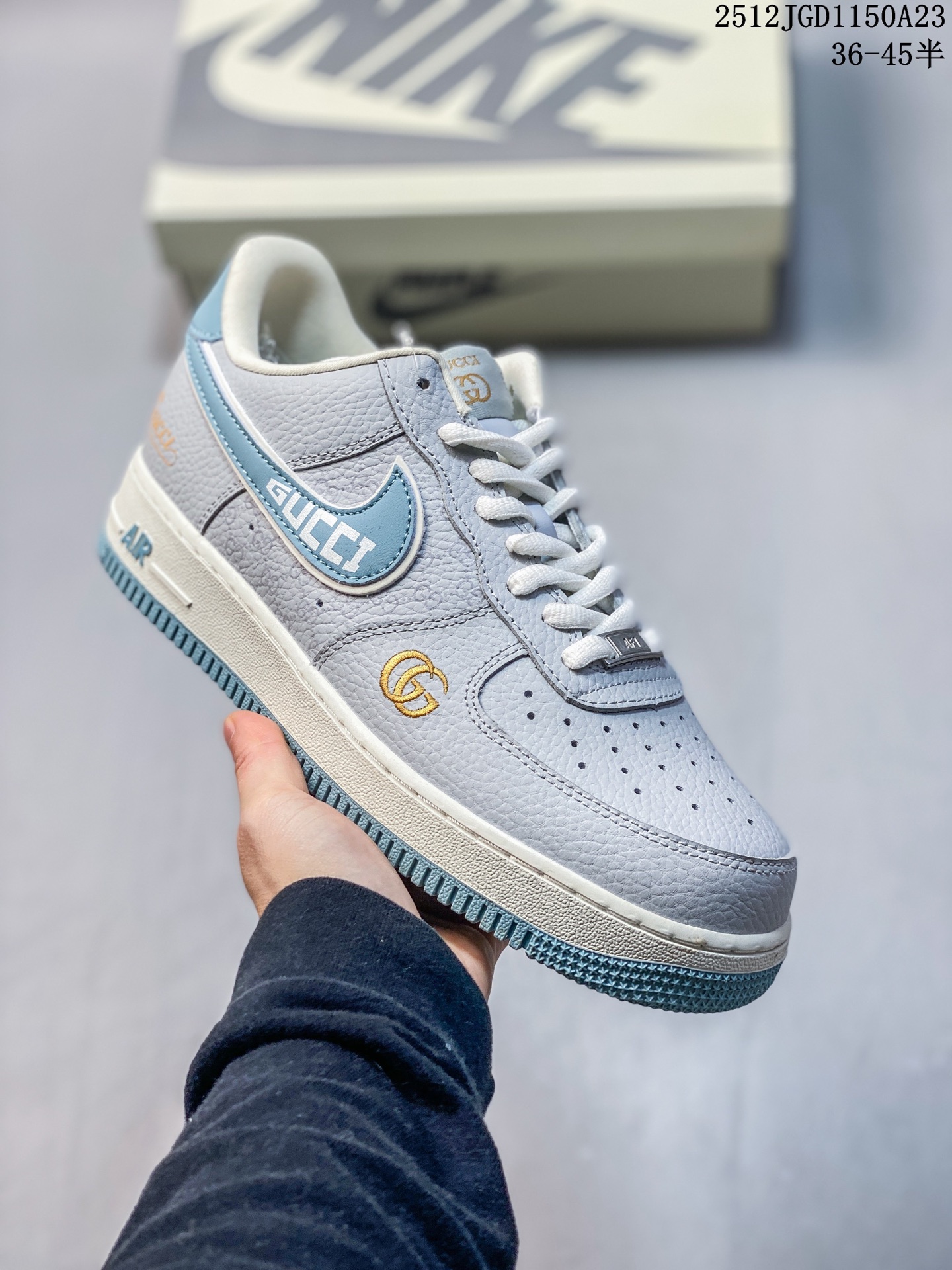 💰140
海外限量发售！公司级NIke Air Force 1 '07 Low GUCCI 联名--灰蓝空军一号低帮 运动鞋 休闲鞋   折边针车  高级夜光效果 工艺难度大 原楦头原纸板  高端定制鞋盒 原厂鞋底 超高清洁度 细节完美
货号：YF9511-800
Size：36 36.5 37.5 38 38.5 39 40 40.5 41 42 42.5 43 44 44.5 45
12JGD1159A23