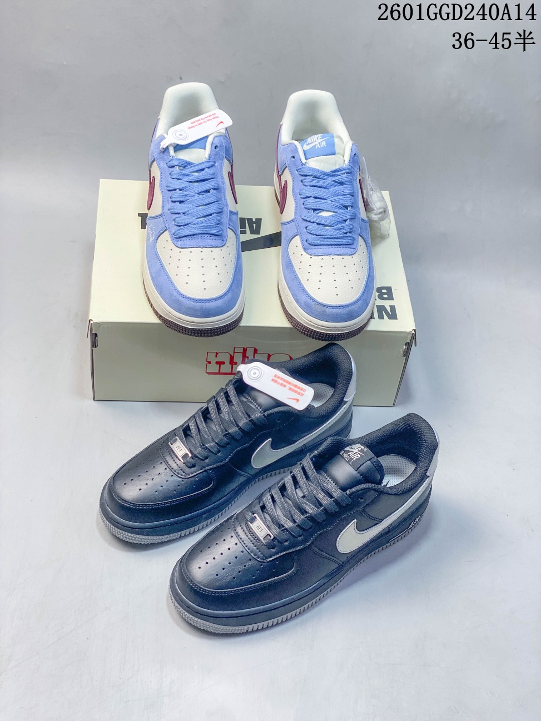 🈴💰240
美式复古潮流！Nike Air Force 1 Low（冠军联名）空军一号 爆款高端定制
采用白、浅蓝、酒红三色拼接，营造清新复古的视觉效果，契合当下潮流审美。
鞋身主体为白色荔枝纹皮革，鞋头与鞋帮部分使用浅蓝麂皮，质感层次分明。
酒红色Swoosh上印有Champion品牌标识，后跟与鞋身侧面也点缀了冠军的经典“C”标与品牌字样，强化联名！
浅蓝麂皮撞色酒红，街头氛围感直接拉满，自带潮流buff！
货号：BK1916-010
Size：36 36.5 37.5 38 38.5 39 40 40.5 41 42 42.5 43 44 44.5 45
01GGD240A14