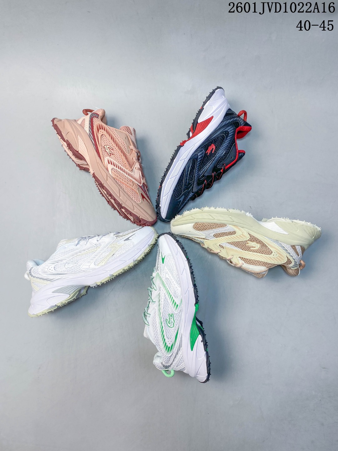 🈴💰💰170
✅【LACOSTE鳄鱼】原版经典款 透气网面休闲鞋🔥本款是官方主打经典款，老爹鞋 1:1质量，原厂名师制作，采用完美楦型，大方时尚的设计，吸引了众多消费者的追捧，适合司机驾车行驶🚗 码数：40-45
01JVD1022A16