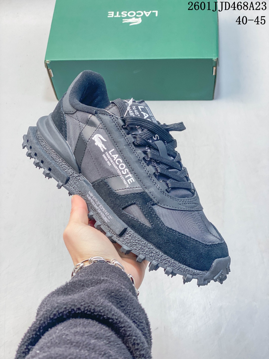 💰130
LACOSTE 男士运动鞋 ELITE ACTIVE 223 1 SMA 46SMA0008拉科斯特
尺码:见图
01JJD468A23