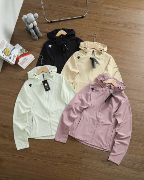 Chaqueta Ligera con Capucha Descente para Mujer, Protección Solar y Secado Rápido 1 Chaqueta Ligera con Capucha Descente para Mujer, Protección Solar y Secado Rápido
