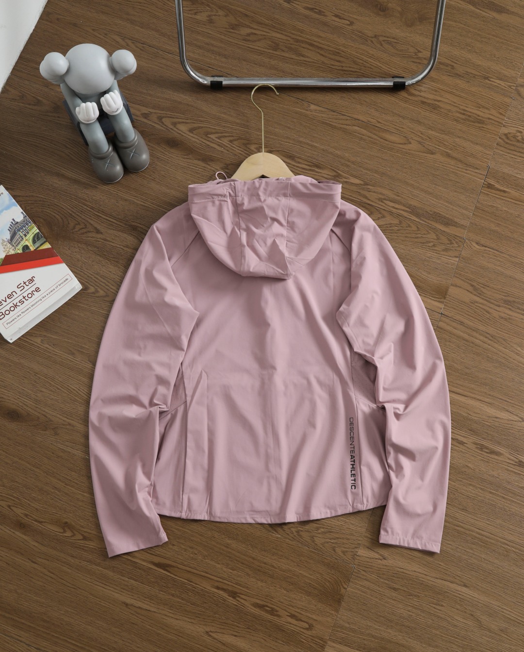 Chaqueta Ligera con Capucha Descente para Mujer, Protección Solar y Secado Rápido 8 o 1ipcalvb132k13tt1bkuq4182ge