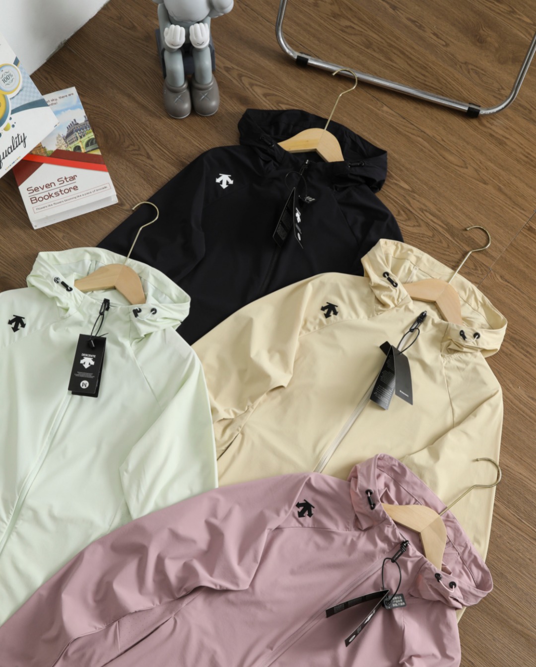 Chaqueta Ligera con Capucha Descente para Mujer, Protección Solar y Secado Rápido 3 o 1ipcalvb1vco1nj71tkc6ovm1hh