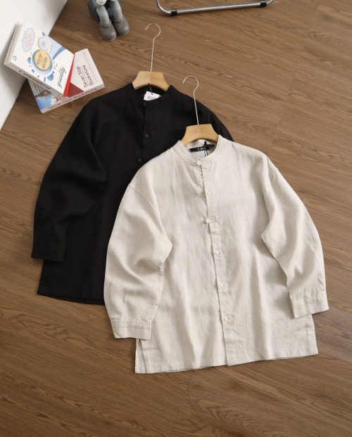 Elegante Camisa Ligera de Manga Larga con Cuello Mao para Hombre 11 Elegante Camisa Ligera de Manga Larga con Cuello Mao para Hombre