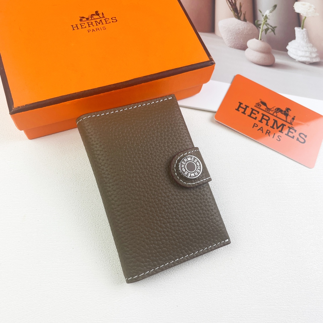 Online Store
 Hermes Wallet Card pack Calfskin Cowhide