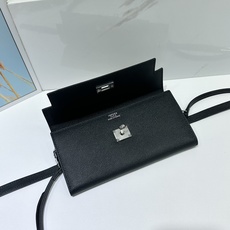 HERMES kelly bag 💋材质:进口empson 牛皮💋尺寸:20cm*11cm*3cm💋型 HERMES kelly bag 💋材质:进口empson 牛皮💋尺寸:20cm*11cm*3cm💋型