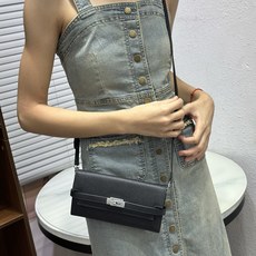HERMES kelly bag 💋材质:进口empson 牛皮💋尺寸:20cm*11cm*3cm💋型 HERMES kelly bag 💋材质:进口empson 牛皮💋尺寸:20cm*11cm*3cm💋型