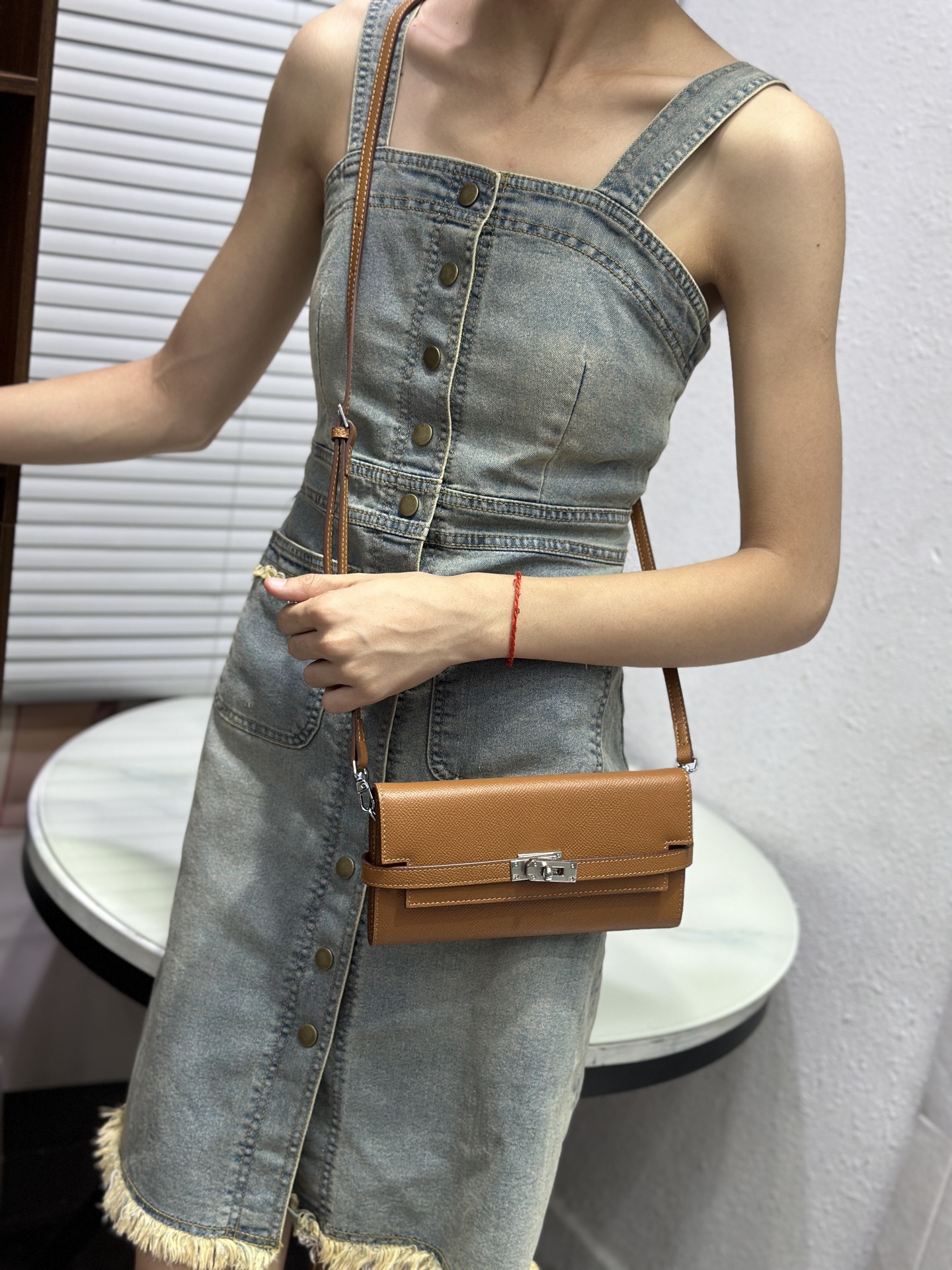 HERMES  kelly bag 💋材质:进口empson 牛皮💋尺寸：20cm*11cm*3cm💋型