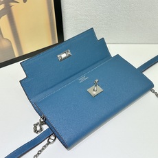 HERMES kelly bag 💋材质:进口empson 牛皮💋尺寸:20cm*11cm*3cm💋型 HERMES kelly bag 💋材质:进口empson 牛皮💋尺寸:20cm*11cm*3cm💋型