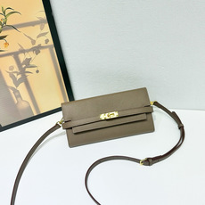 HERMES kelly bag 💋材质:进口empson 牛皮💋尺寸:20cm*11cm*3cm💋型 HERMES kelly bag 💋材质:进口empson 牛皮💋尺寸:20cm*11cm*3cm💋型