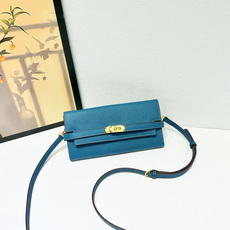 HERMES kelly bag 💋材质:进口empson 牛皮💋尺寸:20cm*11cm*3cm💋型 HERMES kelly bag 💋材质:进口empson 牛皮💋尺寸:20cm*11cm*3cm💋型
