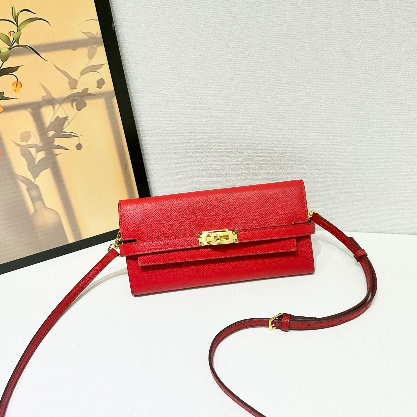 HERMES  kelly bag 💋材质:进口empson 牛皮💋尺寸：20cm*11cm*3cm💋型