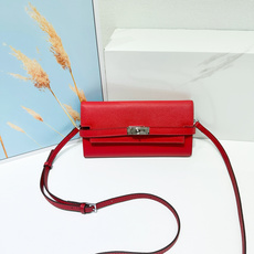 HERMES kelly bag 💋材质:进口empson 牛皮💋尺寸:20cm*11cm*3cm💋型 HERMES kelly bag 💋材质:进口empson 牛皮💋尺寸:20cm*11cm*3cm💋型