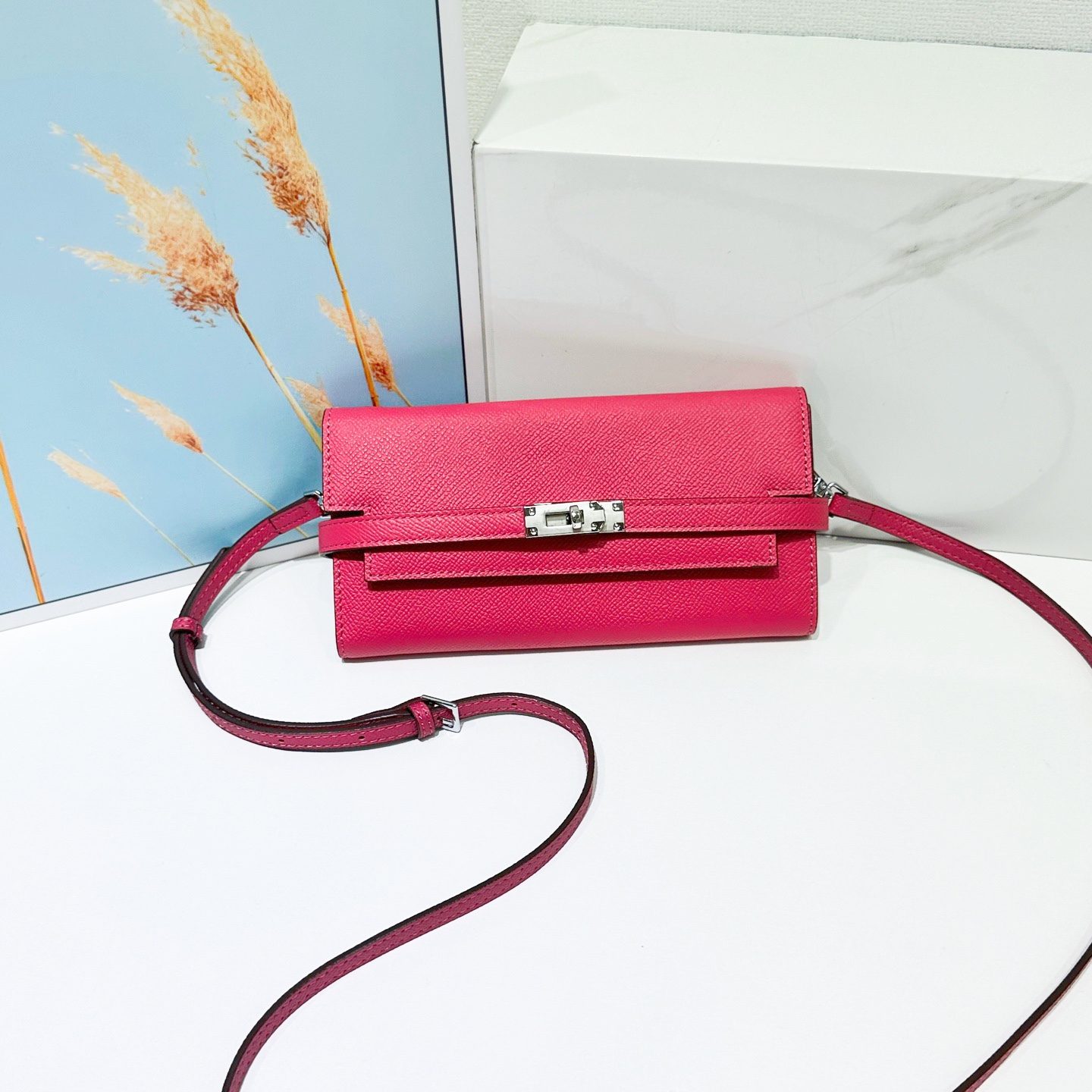 HERMES  kelly bag 💋材质:进口empson 牛皮💋尺寸：20cm*11cm*3cm💋型