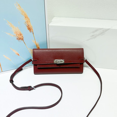 HERMES kelly bag 💋材质:进口empson 牛皮💋尺寸:20cm*11cm*3cm💋型 HERMES kelly bag 💋材质:进口empson 牛皮💋尺寸:20cm*11cm*3cm💋型