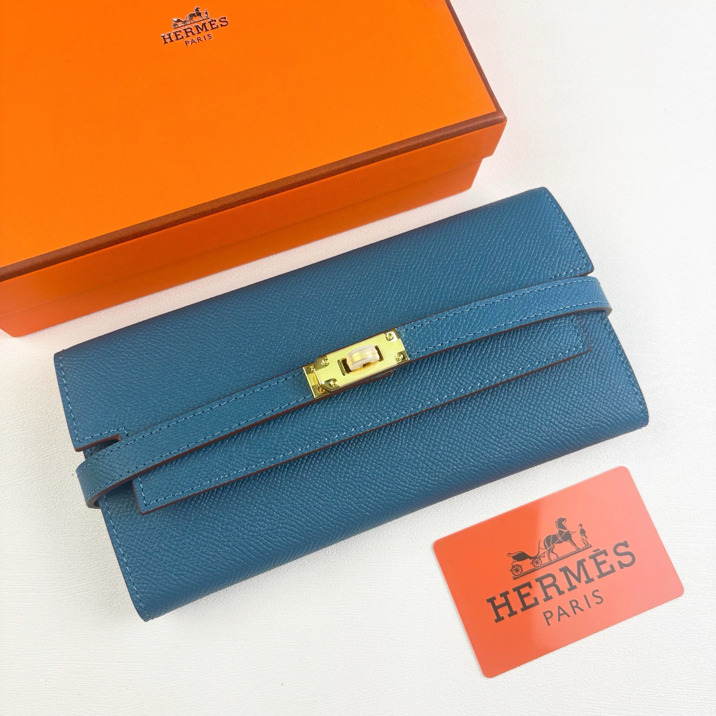 HERMES  kelly bag 💋材质:进口empson 牛皮💋尺寸：20cm*11cm*3cm💋型