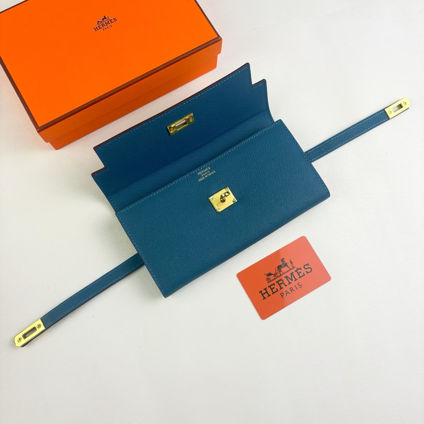HERMES  kelly bag 💋材质:进口empson 牛皮💋尺寸：20cm*11cm*3cm💋型