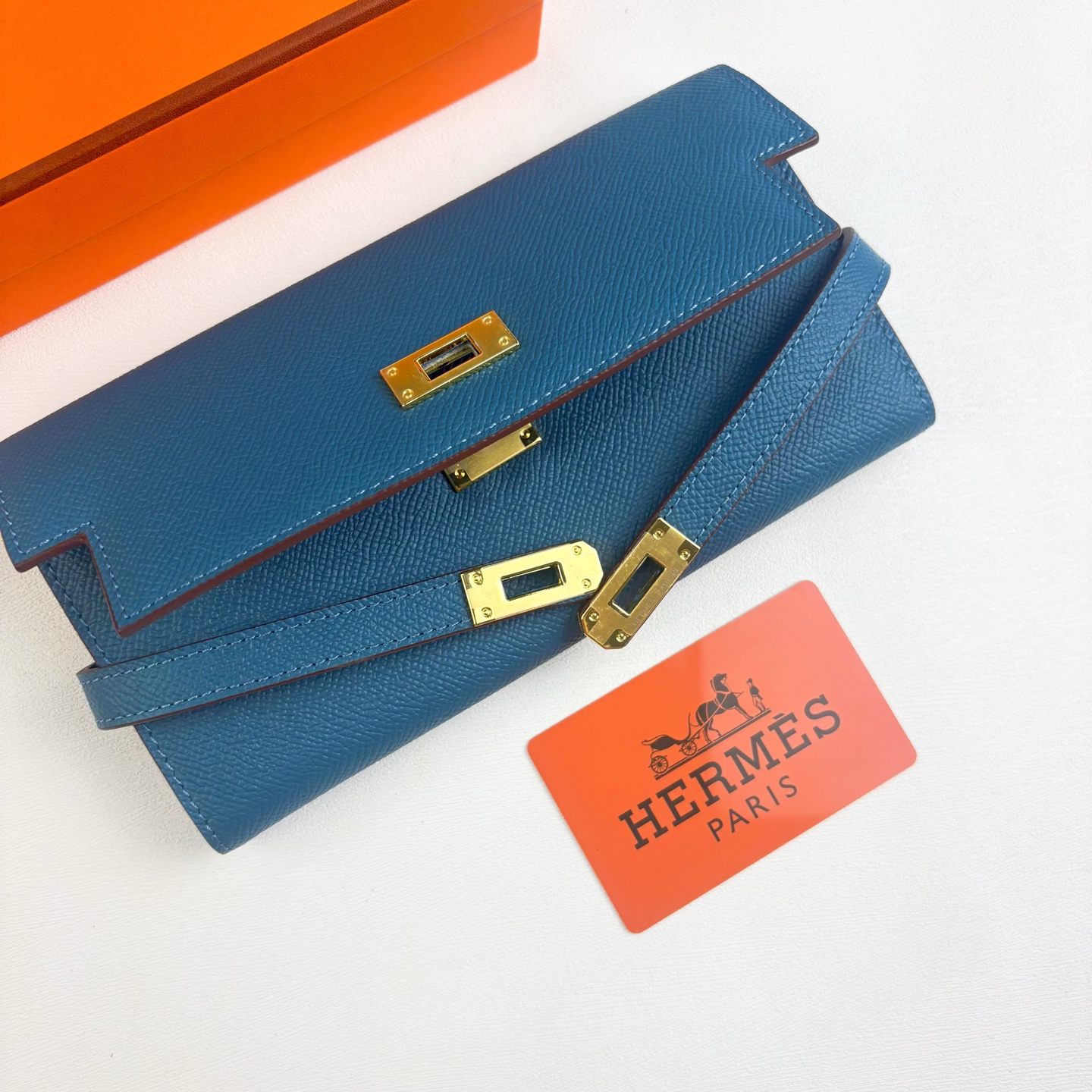 HERMES  kelly bag 💋材质:进口empson 牛皮💋尺寸：20cm*11cm*3cm💋型
