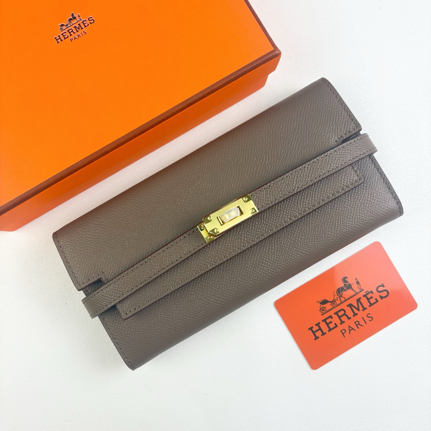 HERMES  kelly bag 💋材质:进口empson 牛皮💋尺寸：20cm*11cm*3cm💋型