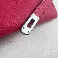 HERMES kelly bag 💋材质:进口empson 牛皮💋尺寸:20cm*11cm*3cm💋型 HERMES kelly bag 💋材质:进口empson 牛皮💋尺寸:20cm*11cm*3cm💋型