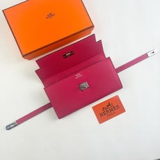 HERMES kelly bag 💋材质:进口empson 牛皮💋尺寸:20cm*11cm*3cm💋型 HERMES kelly bag 💋材质:进口empson 牛皮💋尺寸:20cm*11cm*3cm💋型