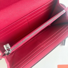 HERMES kelly bag 💋材质:进口empson 牛皮💋尺寸:20cm*11cm*3cm💋型 HERMES kelly bag 💋材质:进口empson 牛皮💋尺寸:20cm*11cm*3cm💋型