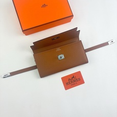 HERMES kelly bag 💋材质:进口empson 牛皮💋尺寸:20cm*11cm*3cm💋型 HERMES kelly bag 💋材质:进口empson 牛皮💋尺寸:20cm*11cm*3cm💋型