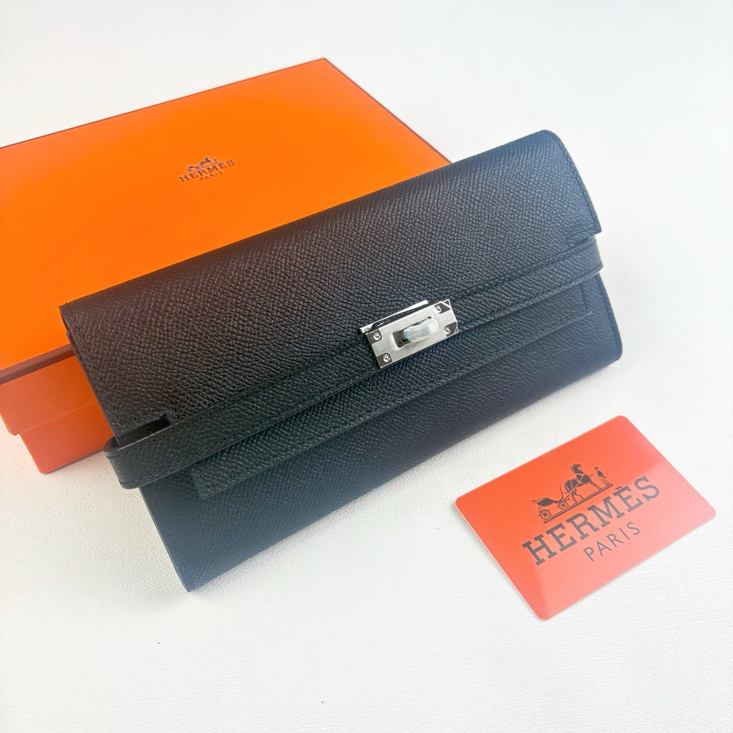 HERMES  kelly bag 💋材质:进口empson 牛皮💋尺寸：20cm*11cm*3cm💋型