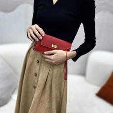 Hermes-Kelly Pocket长钱包➕斜挎包 Madame小牛皮长钱包➕斜挎包 - 6个卡槽 - 一个拉链口袋 Hermes-Kelly Pocket长钱包➕斜挎包 Madame小牛皮长钱包➕斜挎包 - 6个卡槽 - 一个拉链口袋