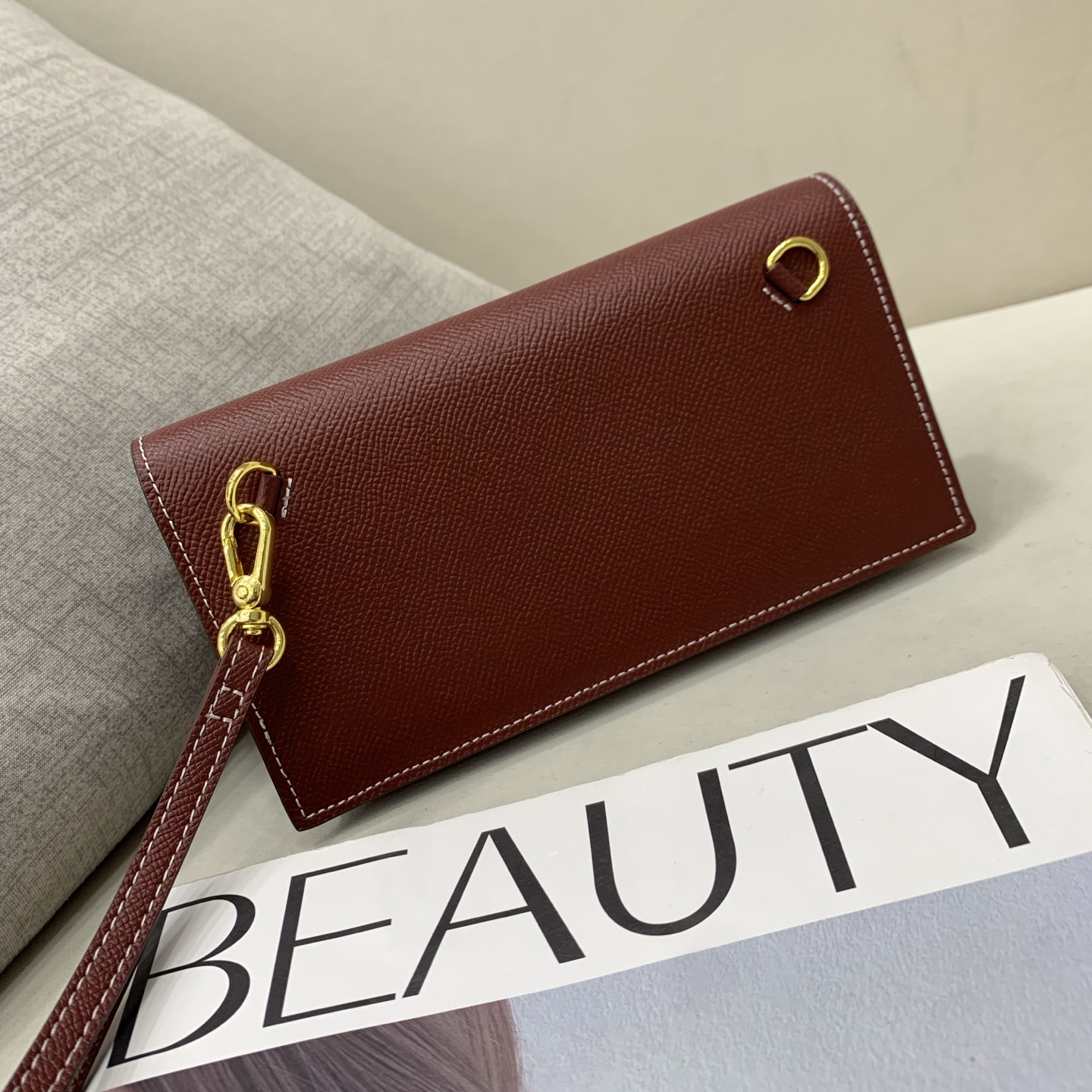 Hermes-Kelly Pocket长钱包➕斜挎包 Madame小牛皮长钱包➕斜挎包 - 6个卡槽 - 一个拉链口袋 Hermes-Kelly Pocket长钱包➕斜挎包 Madame小牛皮长钱包➕斜挎包 - 6个卡槽 - 一个拉链口袋