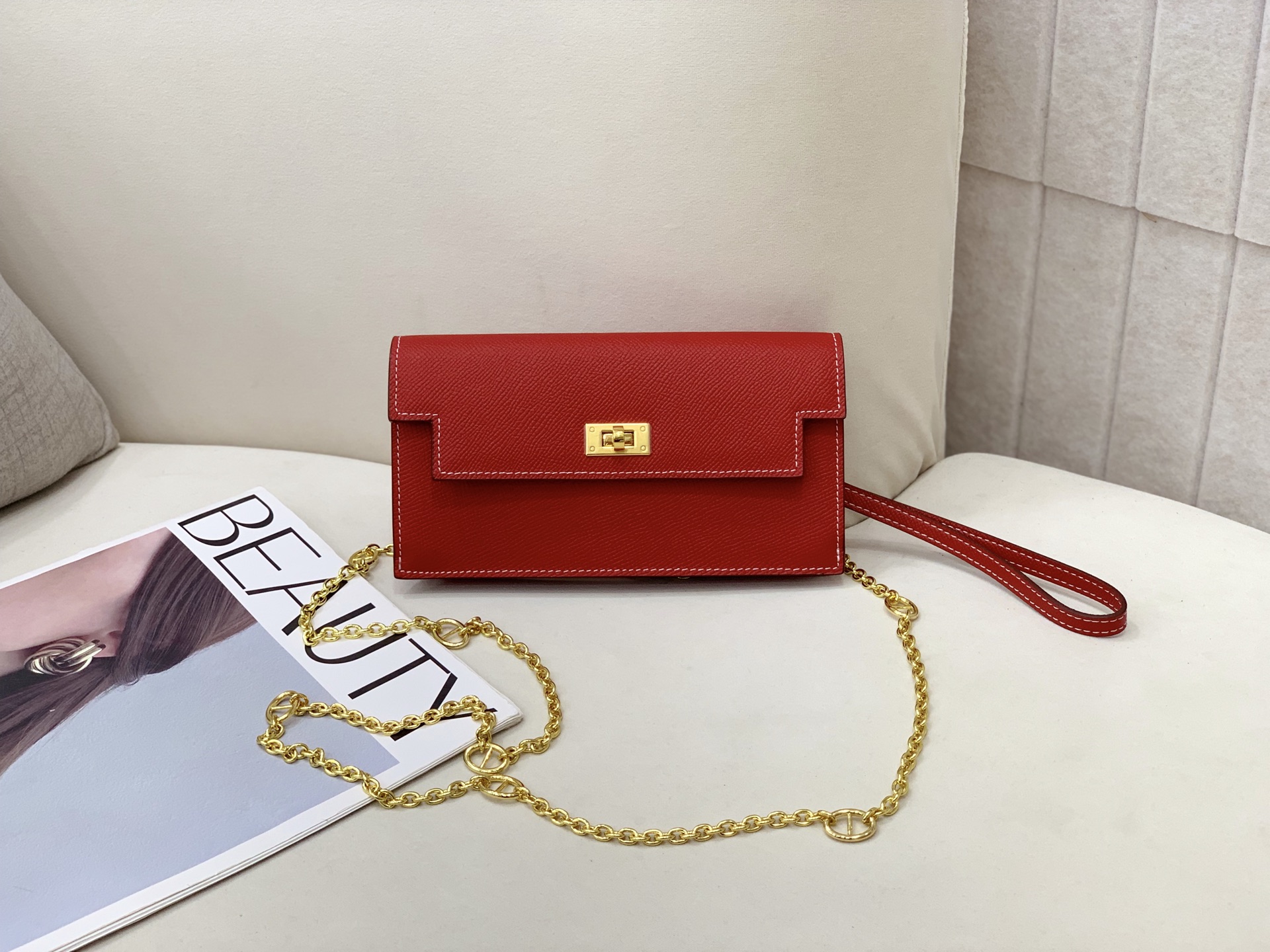 Hermes-Kelly Pocket长钱包➕斜挎包 Madame小牛皮长钱包➕斜挎包 - 6个卡槽 - 一个拉链口袋 Hermes-Kelly Pocket长钱包➕斜挎包 Madame小牛皮长钱包➕斜挎包 - 6个卡槽 - 一个拉链口袋