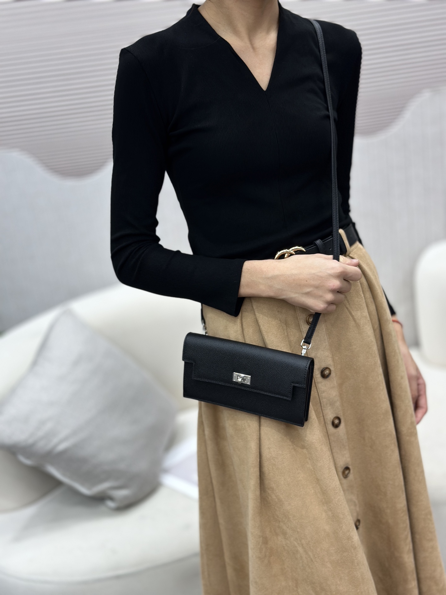 Hermes-Kelly Pocket长钱包➕斜挎包 Madame小牛皮长钱包➕斜挎包 - 6个卡槽 - 一个拉链口袋 Hermes-Kelly Pocket长钱包➕斜挎包 Madame小牛皮长钱包➕斜挎包 - 6个卡槽 - 一个拉链口袋