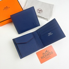 新款new arrives Hermes Silk’in男士短钱包 采用Barenia小牛皮➕Togo 牛皮制作而成 新款new arrives Hermes Silk’in男士短钱包 采用Barenia小牛皮➕Togo 牛皮制作而成