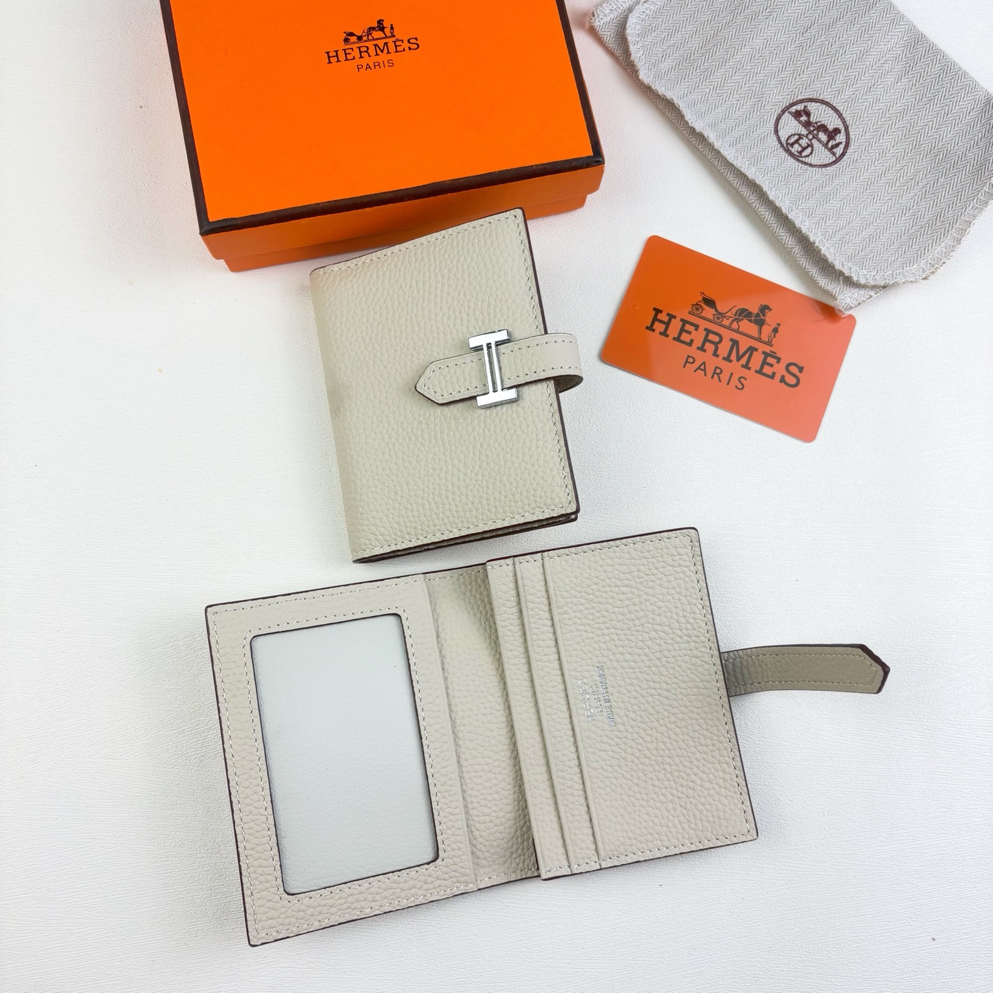 Hermes togo 小牛皮卡包 4