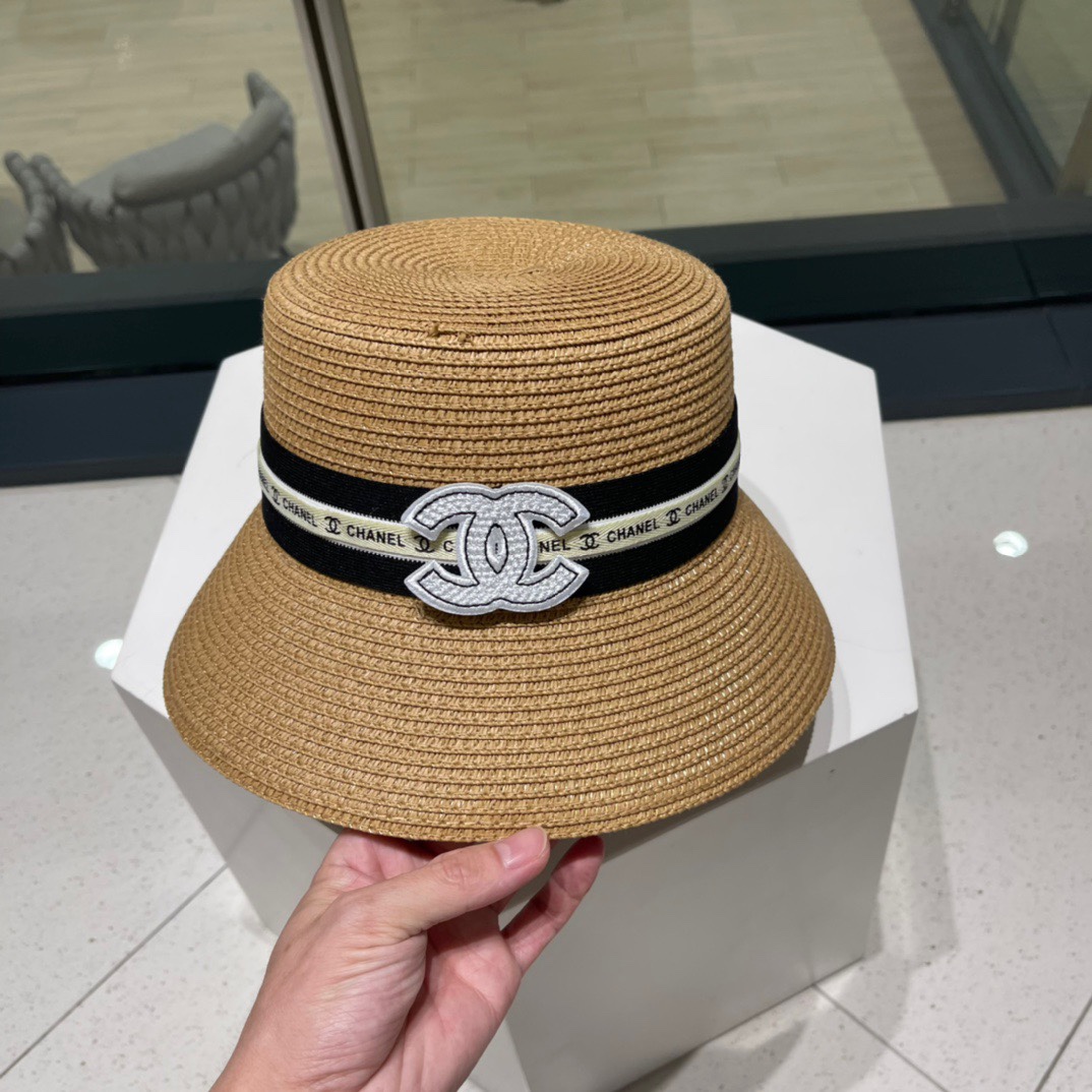  Chanel香奈儿草帽，头围57cm。