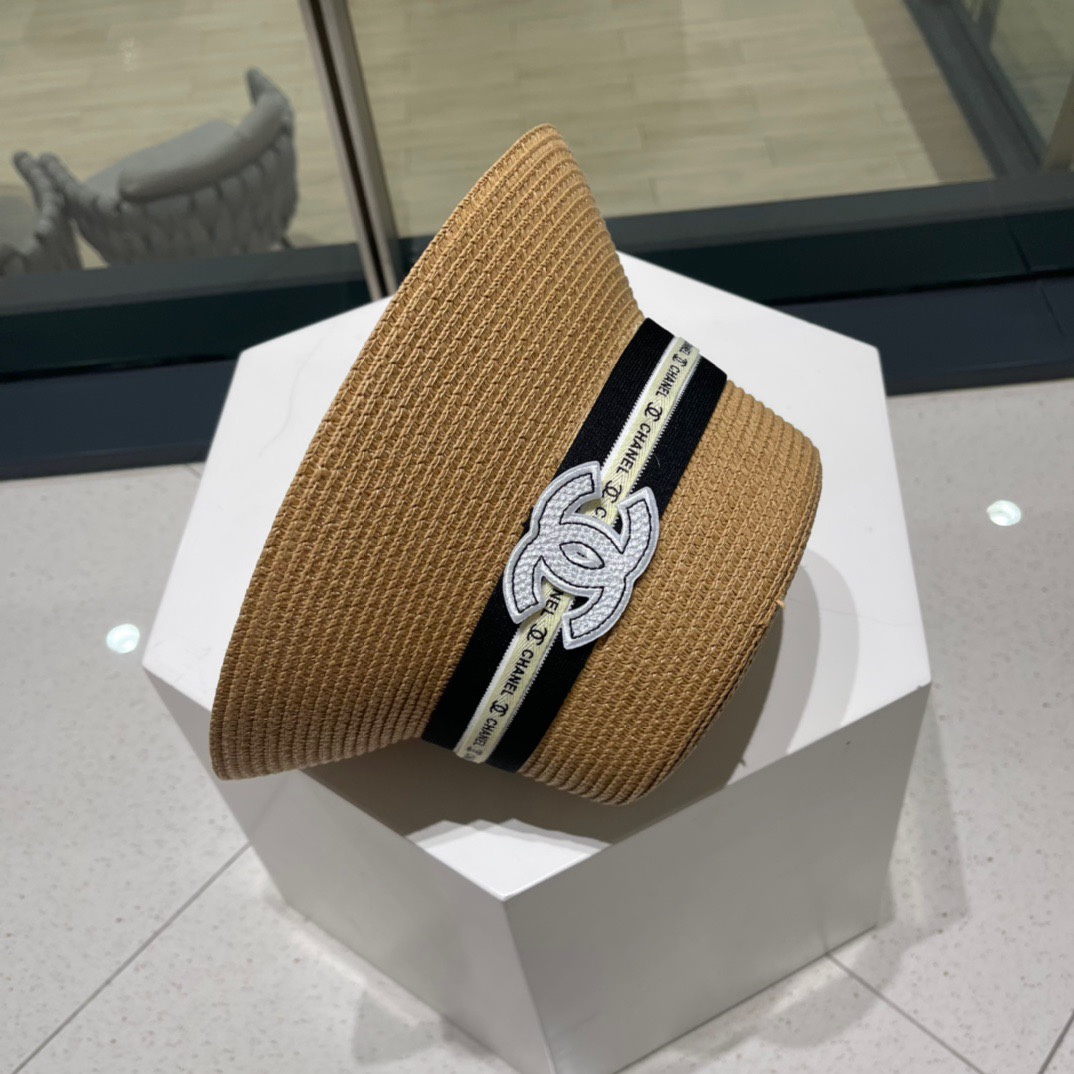  Chanel香奈儿草帽，头围57cm。