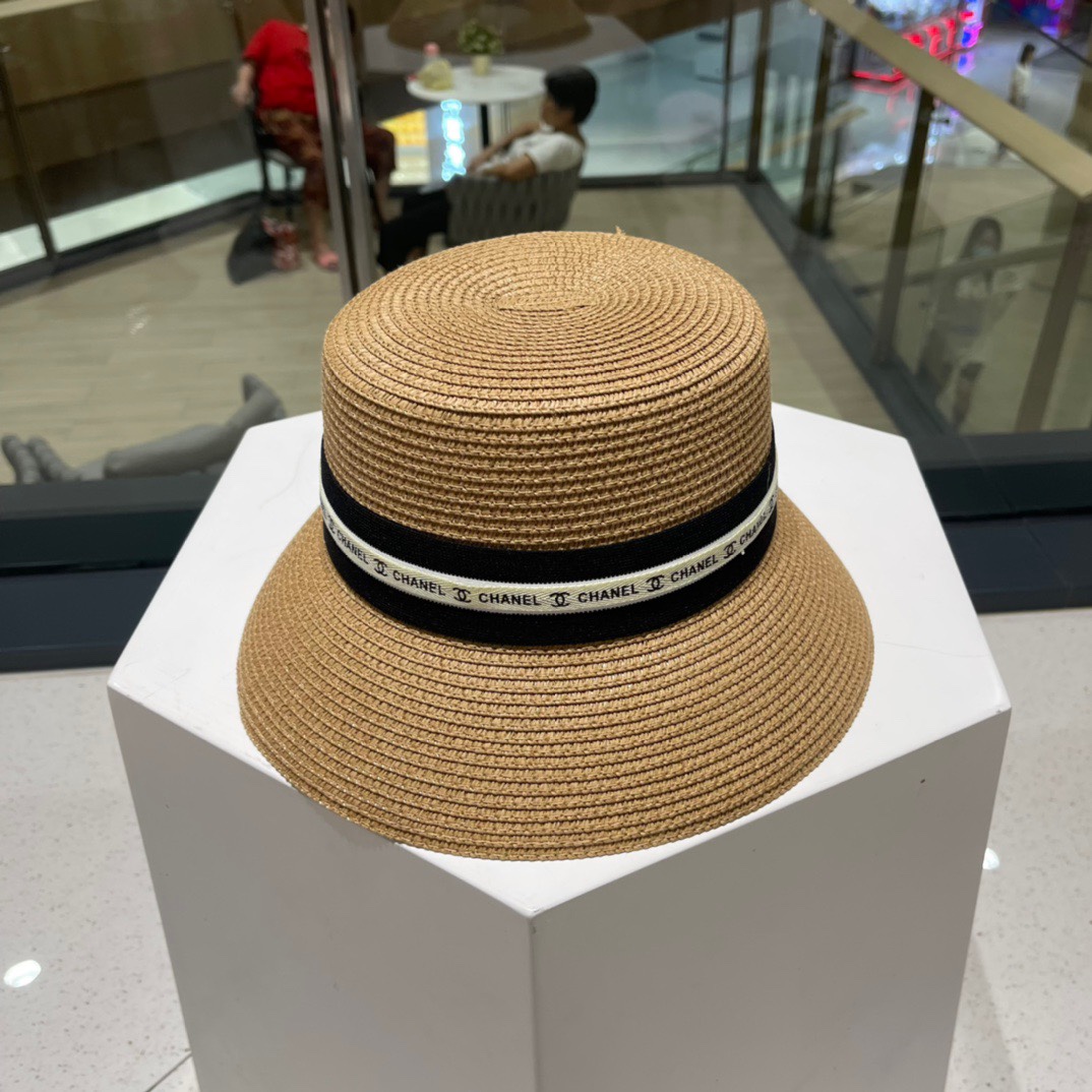  Chanel香奈儿草帽，头围57cm。