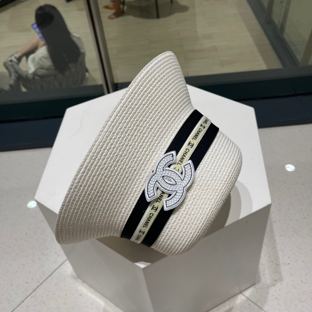  Chanel香奈儿草帽，头围57cm。