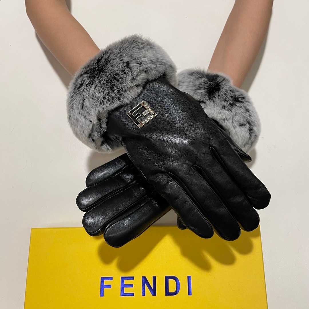 配包装芬迪FENDI2023秋冬懒兔毛羊五金logo手套手机触屏值得对比同款不同品质秒杀市场差产品进口一